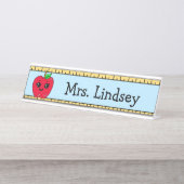 先生パーソナライズされたの漫画のリンゴとルーラー デスクネームプレート (正面)