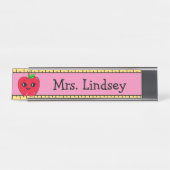 先生パーソナライズされたの漫画のリンゴとルーラー デスクネームプレート (正面)