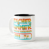 先生夏の再充電が必要なバケーションマグカップ ツートーンマグカップ (正面左)