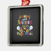 先生新しい冒険は単なるページ遠くに メタルオーナメント (左)