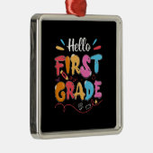 先生贈与 | Hello First Grade メタルオーナメント (右)