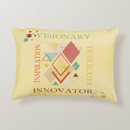 先見の明のあるトレイルブレザーのイノベーターのインスピレーション アクセントクッション (裏面)