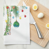 光とオルナムを持つ熱帯クリスマスパームツリー キッチンタオル (四つ折り)