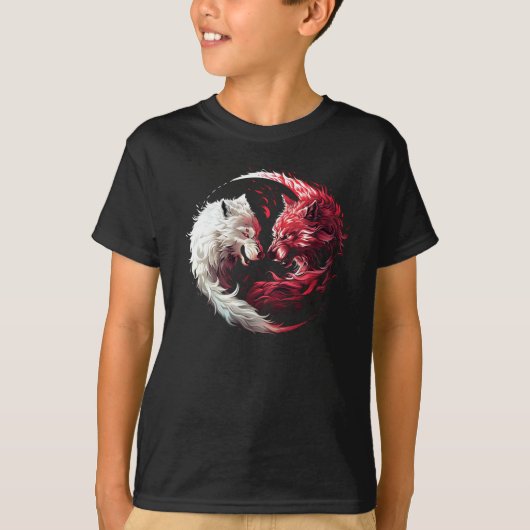 光と影の狼スピリットアニマルファンタジー Tシャツ (正面)