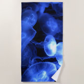 光るクラゲ ビーチタオル (正面)