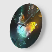 光る蝶と蝶 ラージ壁時計 (傾斜)