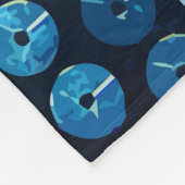 光る青いスパンコールのブランケット フリースブランケット (角)