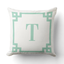 光ティール（緑がかった色）ギリシャ鍵モノグラム