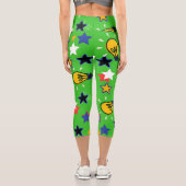 光パターカラフルン緑の背景かわいい カプリレギンス (裏面)