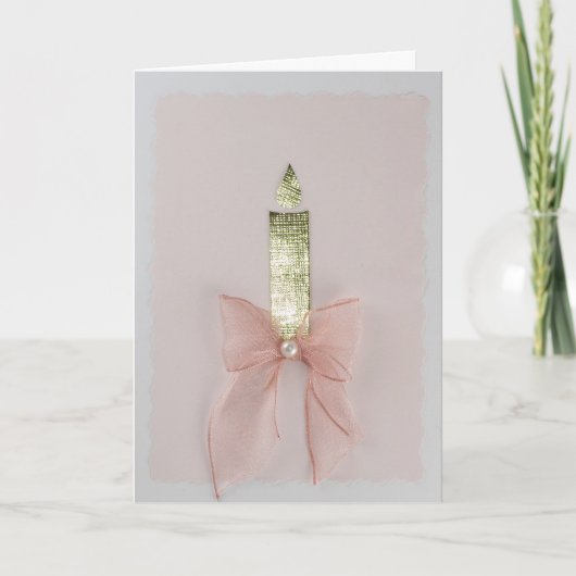 光沢がある金ゴールドの蝋燭、淡いピンクの弓を個人化して下さい カード (正面)