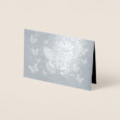 光沢のあるシルバーグレーと黒の水色の蛾 箔カード (正面)