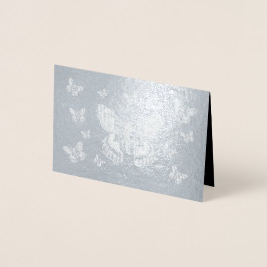 光沢のあるシルバーグレーと黒の水色の蛾 箔カード (正面)