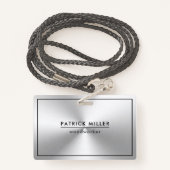 光沢のあるメタリックシルバーテクスチャブラックのアクセント バッジ (裏面ランヤード)