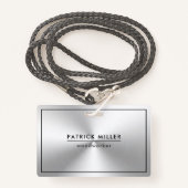 光沢のあるメタリックシルバーテクスチャブラックのアクセント バッジ (正面ランヤード)