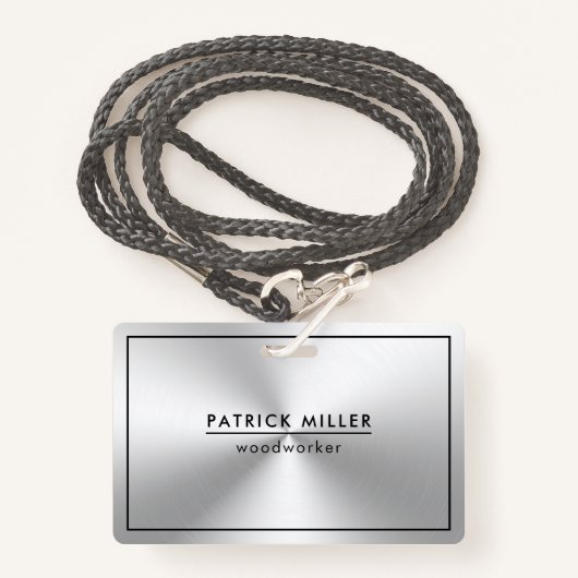 光沢のあるメタリックシルバーテクスチャブラックのアクセント バッジ (正面ランヤード)