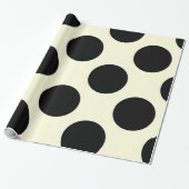 光沢のある包装紙は円の黒いクリームに点を打ちます ラッピングペーパー (アンロールド)