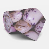 光沢のある白と紫のカッコいい豆 ネクタイ (ロール)