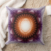 光沢のある神秘的な赤い紫のオーナメント クッション (ブランケット)