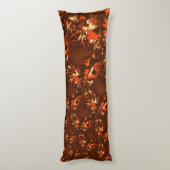 光沢のある茶色がかったサンゴとエンボス ボディピロー (裏面 (縦))