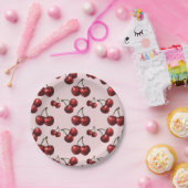 光沢のある赤いチェリー ピンク レトロ パーティー ペーパープレート (パーティー)