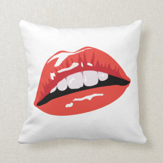 光沢のある赤い唇 クッション