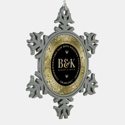 光沢のある金ゴールドフローラフレーム結婚5周年記念 スノーフレークピューターオーナメント (左)