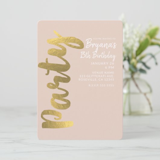 光沢のある金フェイク箔ベージュ任意の年齢の誕生日パーティー 招待状 (スタンド正面)