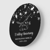 光沢のある銀の星と数 ラージ壁時計 (傾斜)