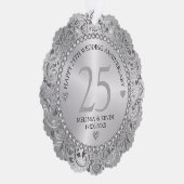 光沢のある銀色の渦巻き円形フレーム結婚25th オーナメントカード (右)
