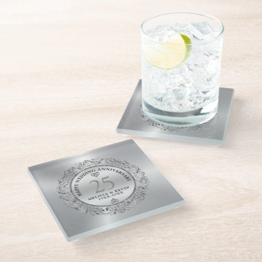 光沢のある銀色の渦巻き円形フレーム結婚25th ガラスコースター (アングル)