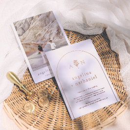 光沢のあるBohoミニマルフローラアーチ結婚写真 箔招待状