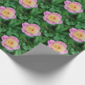 光沢ピンク牡丹と緑の葉牡丹工芸 ラッピングペーパー (角)