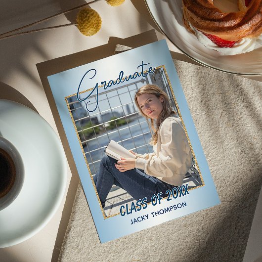 光沢フェイクのあるライトブルーの卒業 案内状