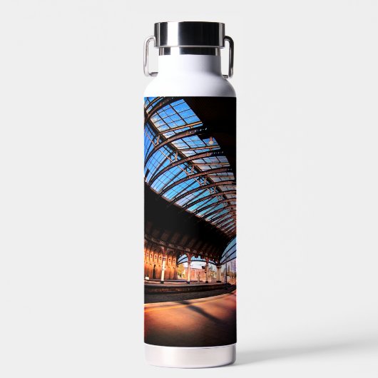 光、駅で ウォーターボトル (正面)