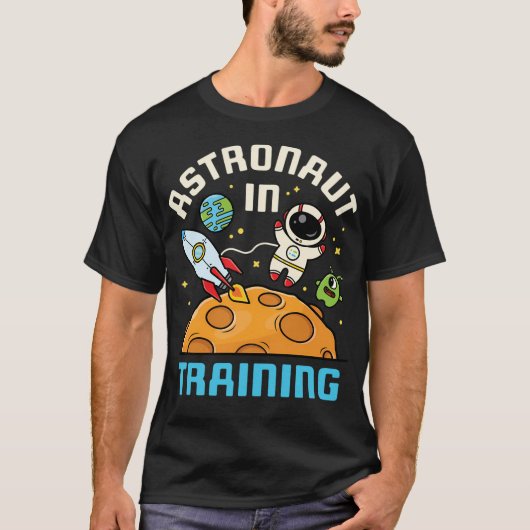 児童宇宙飛行士の訓練を受ける宇宙飛行士 Tシャツ (正面)