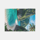 「入り江からソファへ:熱帯の至福のスライス」 フリースブランケット (正面(横))