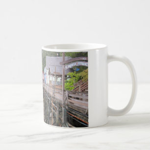 入り江の通りKetchikan、アラスカ コーヒーマグカップ