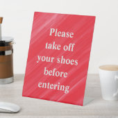 「入る前に靴を脱いでくれ」 台座サイン (インサイチュ)