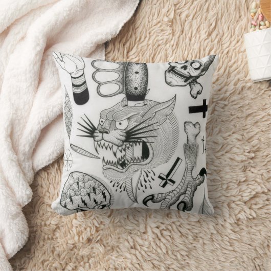 入れ墨の抜け目がない枕 クッション (ブランケット)