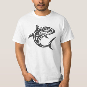 入れ墨の鮫 Tシャツ