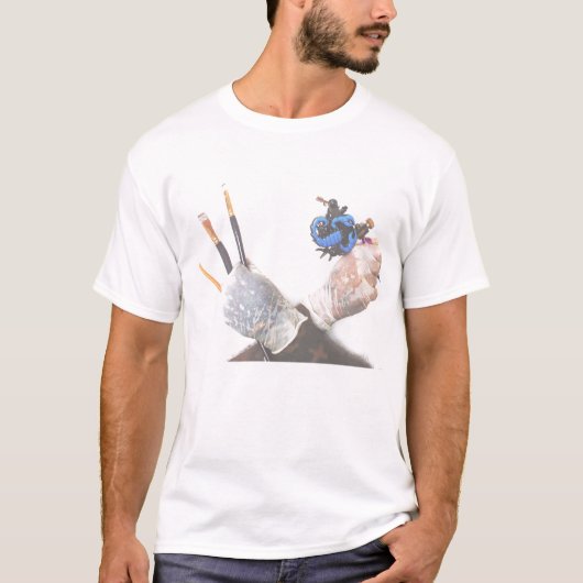 入れ墨のTシャツ Tシャツ (正面)