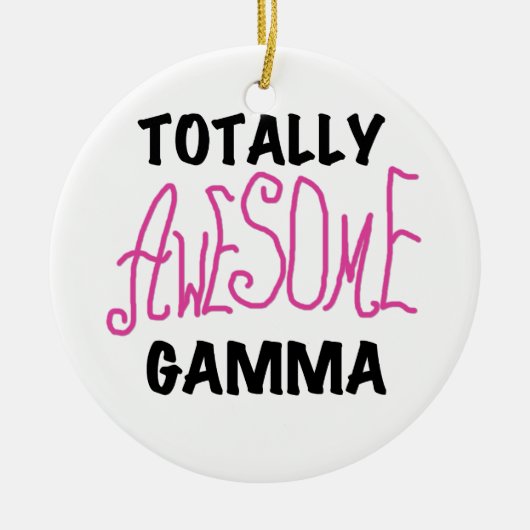 全く素晴らしいガンマのピンクのTシャツおよびギフト セラミックオーナメント (正面)