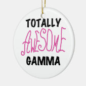 全く素晴らしいガンマのピンクのTシャツおよびギフト セラミックオーナメント (左)