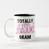 全く素晴らしいグラムのピンクのTシャツおよびギフト ツートーンマグカップ (左)