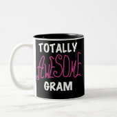 全く素晴らしいグラムのピンクのTシャツおよびギフト ツートーンマグカップ (左)