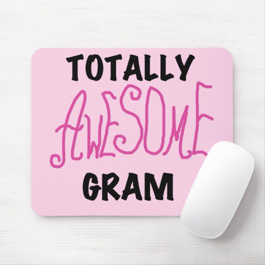 全く素晴らしいグラムのピンクのTシャツおよびギフト マウスパッド (マウス)