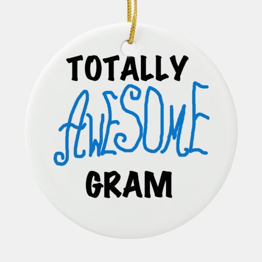 全く素晴らしいグラムの青いTシャツおよびギフト セラミックオーナメント (正面)