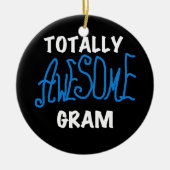 全く素晴らしいグラムの青いTシャツおよびギフト セラミックオーナメント (正面)