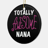 全く素晴らしいナナのピンクのTシャツおよびギフト セラミックオーナメント (左)