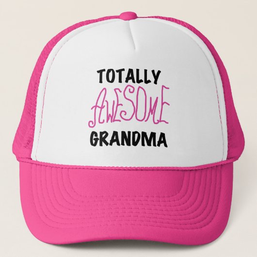全く素晴らしい祖母-ピンクのTシャツおよびギフト キャップ (正面)